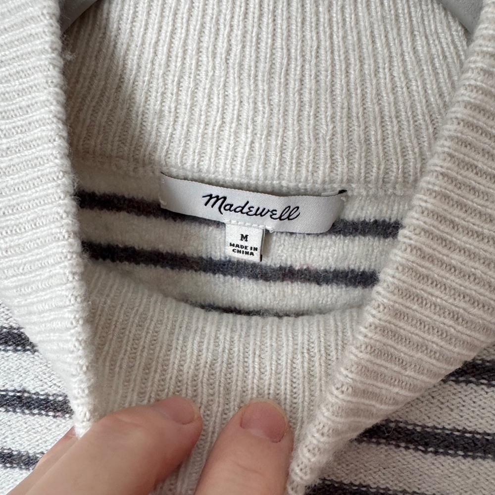 Madewell Cream and Gray Striped Turtleneck Sweater - Picture 4 of 9